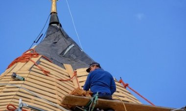 Tetőfedő segédmunkás